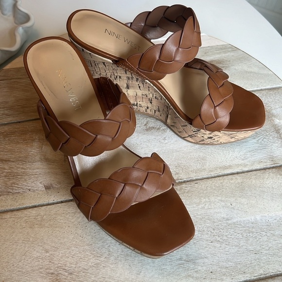 Nine West - Brown Leather Wedges - Size 7M - Picture 11 of 11